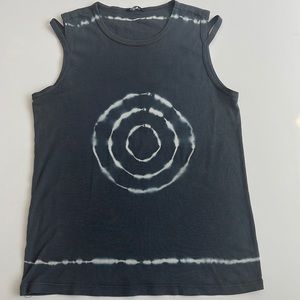 Theory Vintage Tee Top Sleeveless w Bullseye Graphic Shoulder Cut Out Sz Small